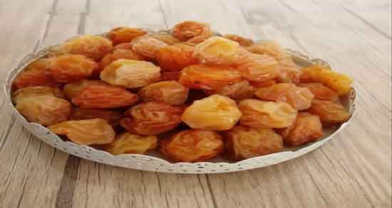 آلو بخارا برای زن باردار