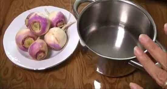 آب شلغم برای نوزاد شش ماهه