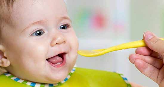 اسفناج برای نوزاد نه ماهه ؛ آیا می توان در غذای کودک نه ماهه اسفناج استفاده کرد