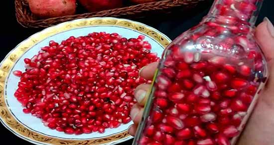 انار در سرماخوردگی ؛ انار به دلیل خواص آنتی اکسیدانی به افزایش ایمنی بدن کمک می کند