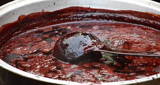رب ازگیل در غذا ؛ استفاده از رب ازگیل در انواع غذاها و جایگزین سس برای کوکو
