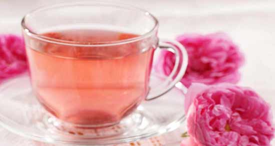 گلاب در دوران بارداری ؛ آیا خانم های باردار می توانند گلاب مصرف کنند؟