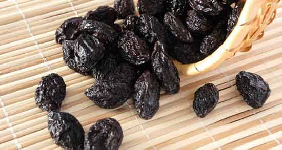 مویز و رفلاکس معده ؛ مصرف مویز باعث تقویت معده و درمان رفلاکس معده