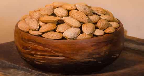 آیا بادام درختی چربی سوز است ؛ فواید مصرف بادام درختی برای لاغری و چربی سوزی