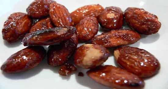 بادام سوخته برای مو ؛ رشد پیاز مو و تقویت مو با بادام سوخته