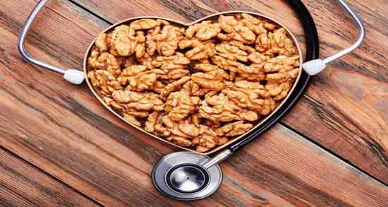 خواص گردو در بارداری ؛ تامین انرژی و مواد مغذی در بارداری با خوردن گردو