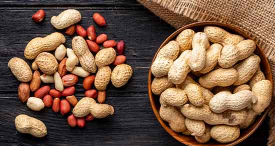 مضرات بادام زمینی بو داده ؛ بررسی مضرات مصرف بادام زمینی بو داده برای سلامتی