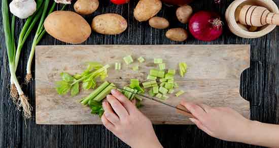 عرق کرفس و زیره ؛ خاصیت عرق کرفس و زیره برای لاغری نی نی سایت