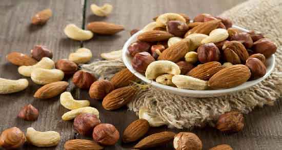مضرات آجیل برای معده ؛ آشنایی با عوارض مصرف آجیل برای معده