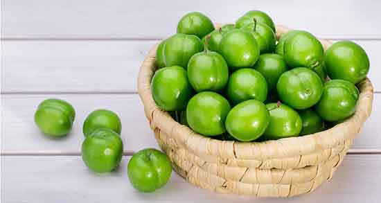 خواص آلوچه سبز ؛ پخته و خشک برای کبد در طب سنتی + فرق آلوچه و گوجه سبز
