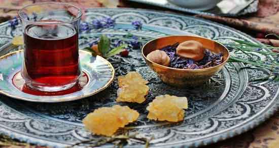 دمنوش گل گاوزبان و زعفران ؛ کاهش استرس با مصرف دمنوش گل گاوزبان و زعفران
