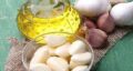 خاصیت روغن سیر در طب سنتی و روغن سیر برای مو و گوش و پوست صورت