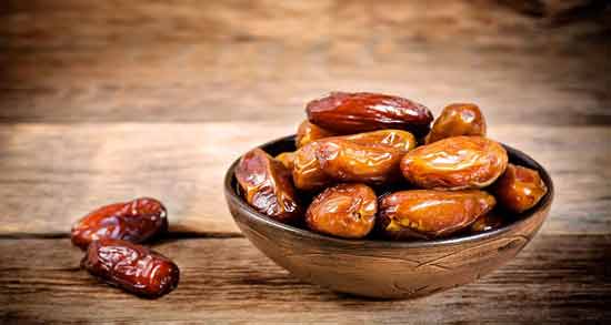 خرما باعث یبوست ؛ تاثیر خوردن خرما برای بیماری یبوست