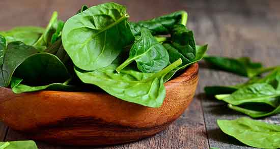 چرا اسفناج شور است ؛ ایا شوری اسفناج بخاطر اهن بالای ان است