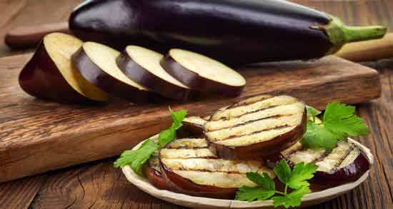 خوردن بادمجان در سه ماه اول بارداری نی نی سایت ؛ خواص و مضرات خوردن بادمجان در اوایل بارداری