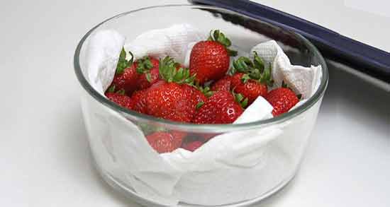 توت فرنگی برای دختر دار شدن ؛ تاثیر خوردن توت فرنگی برای دختر دار شدن