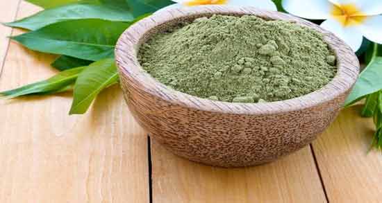 تفاوت حنای بی رنگ و رنگی ؛ چه تفاوت هایی بین حنای بی رنگ و رنگی وجود دارد