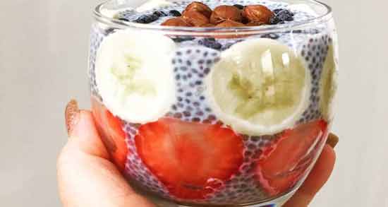 طرز تهیه پودینگ دانه چیا ؛ آموزش درست کردن پودینگ دانه چیا در منزل