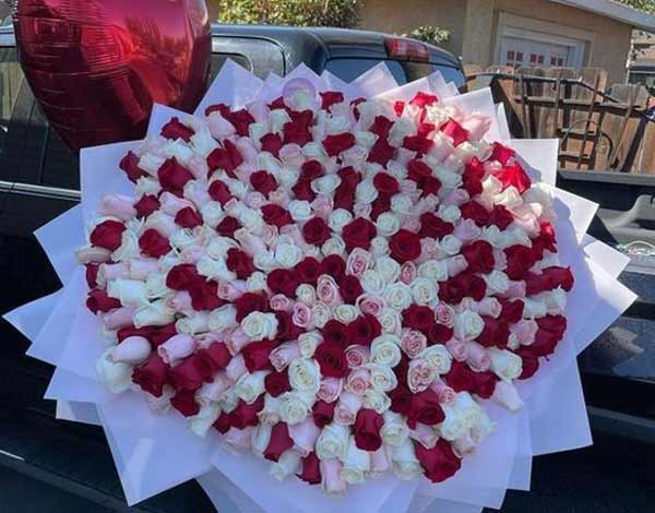 مدل دسته گل خواستگاری ۲۰۲۴ بسیار لوکس و لاکچری با ایده های متفاوت