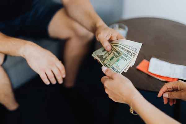 تعبیر خواب پول گرفتن از مرده به عنوان هدیه از نظر امام صادق در خواب چیست