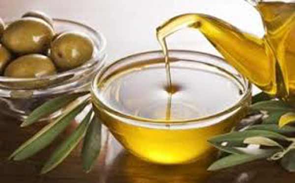 تعبیر خواب روغن زیتون برای دختر مجرد + معنی روغن زیتون برای دختر مجرد در خواب چیست
