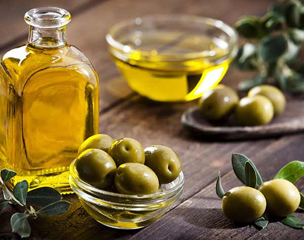 تعبیر خواب روغن زیتون امام صادق + معنی روغن زیتون از نظر امام صادق در خواب چیست