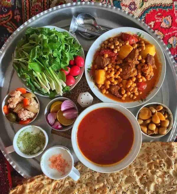 تعبیر خواب خوردن آبگوشت توسط مرده + معنی خوردن آبگوشت توسط مرده در خواب چیست