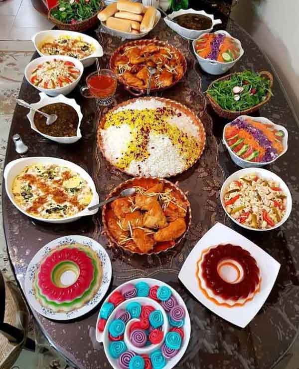 تعبیر خواب غذا خوردن دیگران و غذا گرفتن از مرده و سید