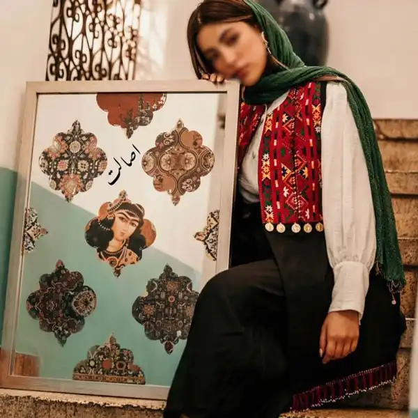مدل لباس زنانه ایرانی بسیار زیبا و جذاب مناسب افراد خوش سلیقه