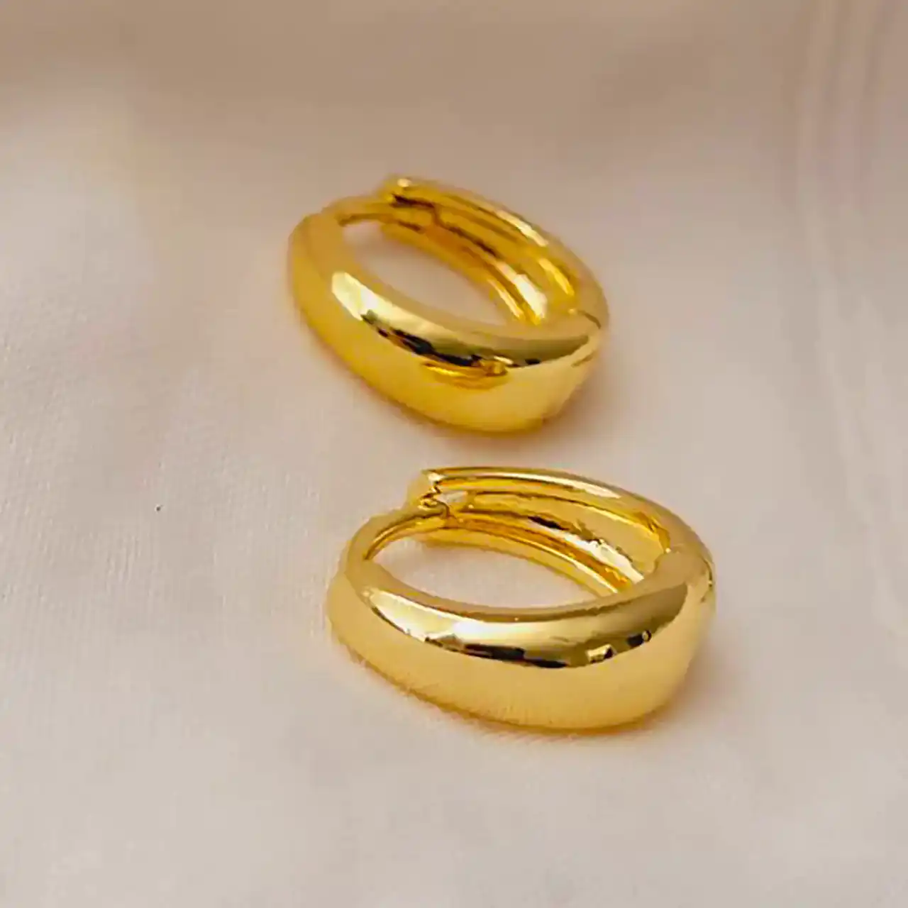 مدل گوشواره حلقه ای طلا + 15 مدل از زیباترین گوشواره های بازار