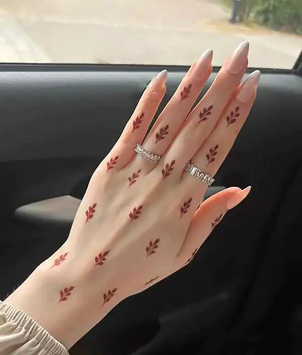 مدل حنا ساده و شیک + زیباترین مدل های حنا برای پشت و روی دست