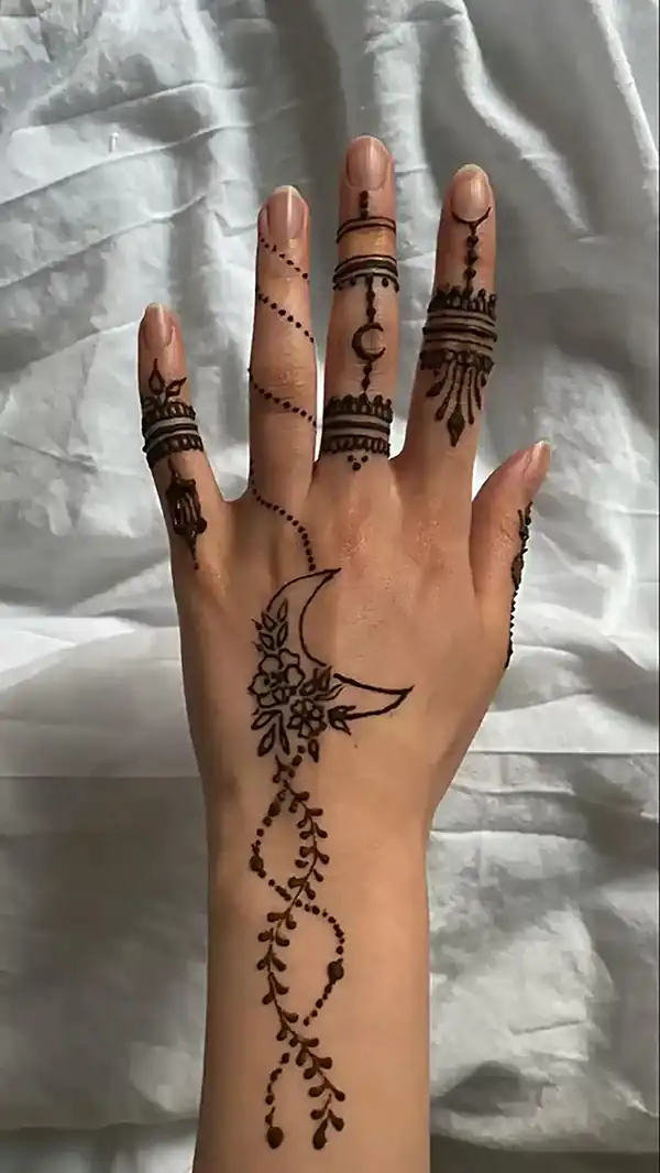 مدل حنا ساده و شیک + زیباترین مدل های حنا برای پشت و روی دست