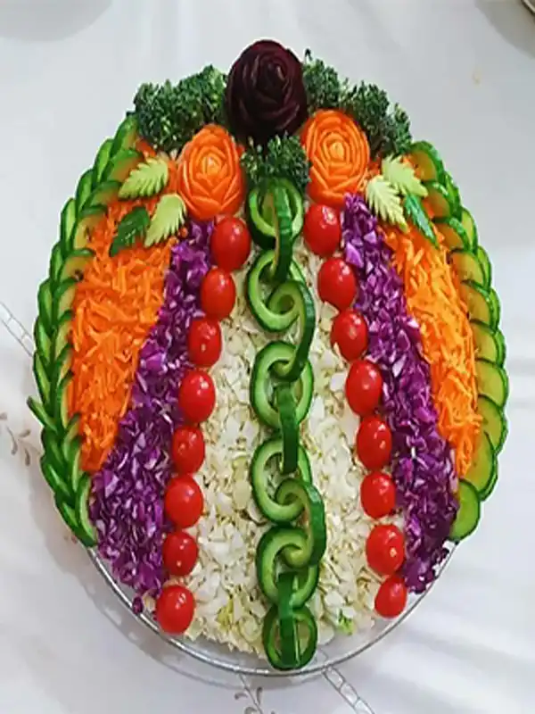 مدل سالاد کاهو + جدیدترین تزیین سالاد کاهو با گوجه و خیار برای سفره ای جذاب
